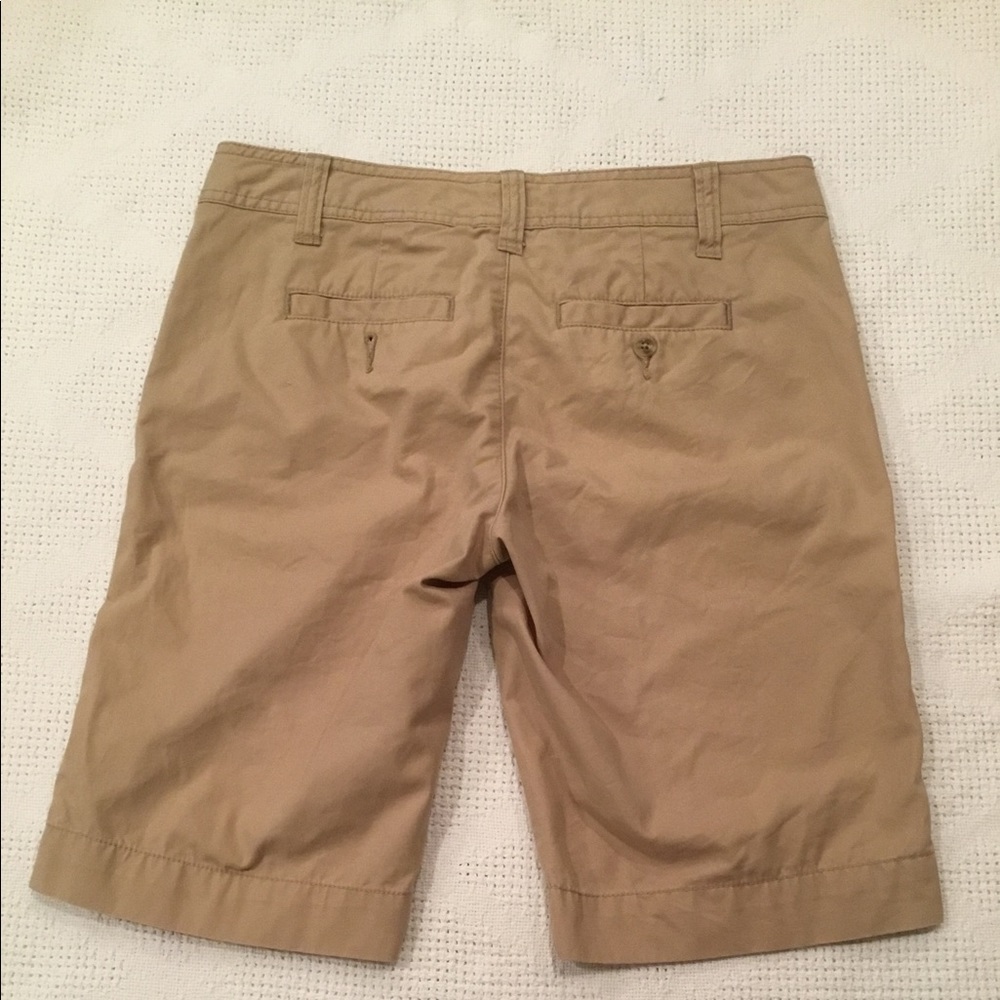 🆕 GAP BERMUDA SHORTS 🏖 - Picture 4 of 7